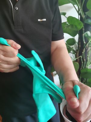 Textured Fingertips Nitrile Glove of Green 13 Inches Durable Protective Gloves Perfect for Medical Industrial and Laboratory