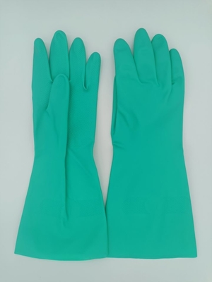 Reunido alinhando a luva química resistente do nitrilo do verde do agregado familiar das luvas do solvente do nitrilo